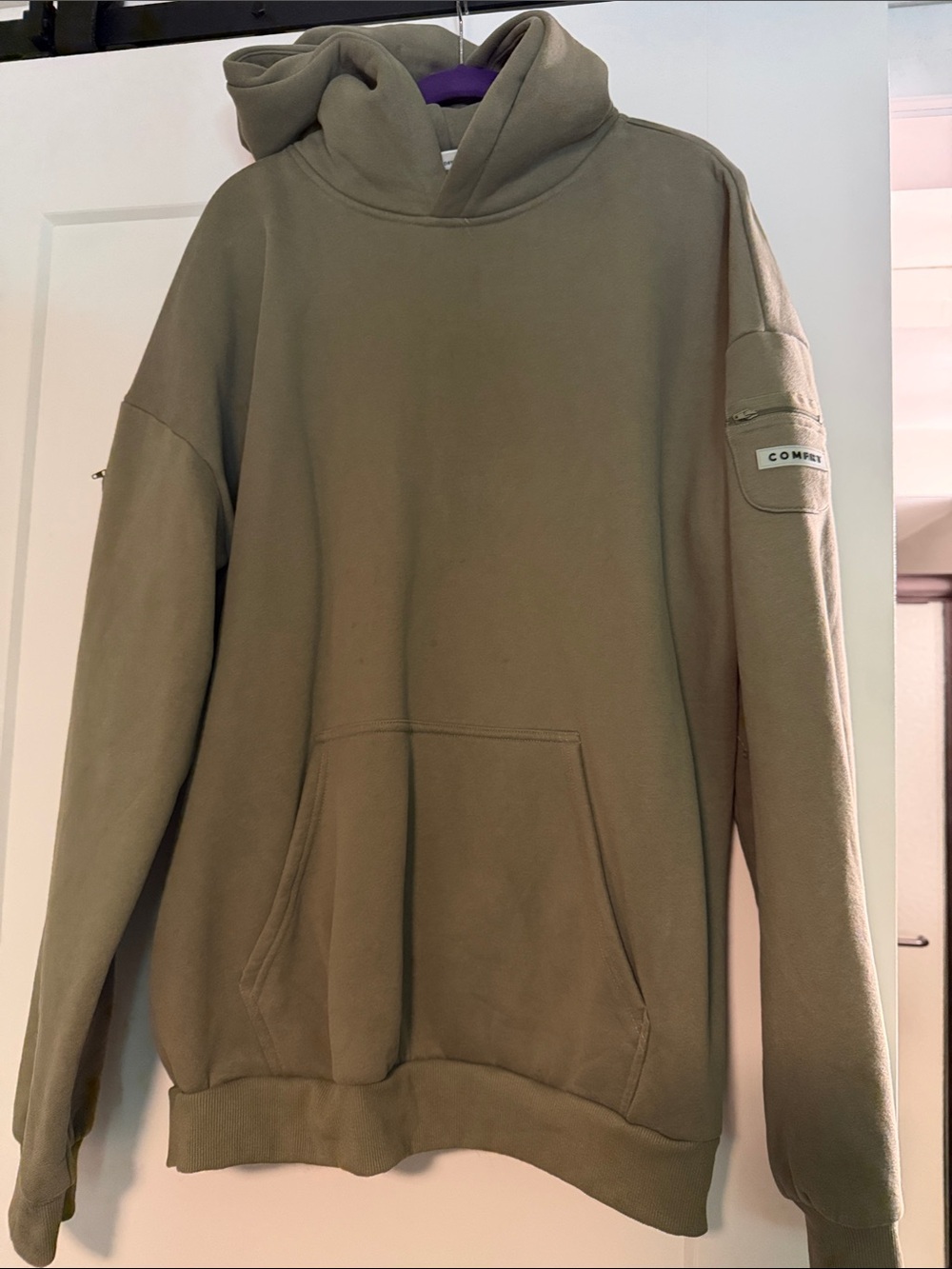 Comfrt-Fit Olive Hoodie Sweatshirt - Women's Pullover